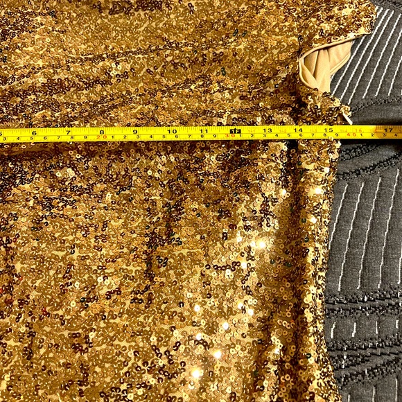 Badgley Mischka. Gold Sequin Cocktail Dress. Size 8. NWOT - Picture 9 of 10